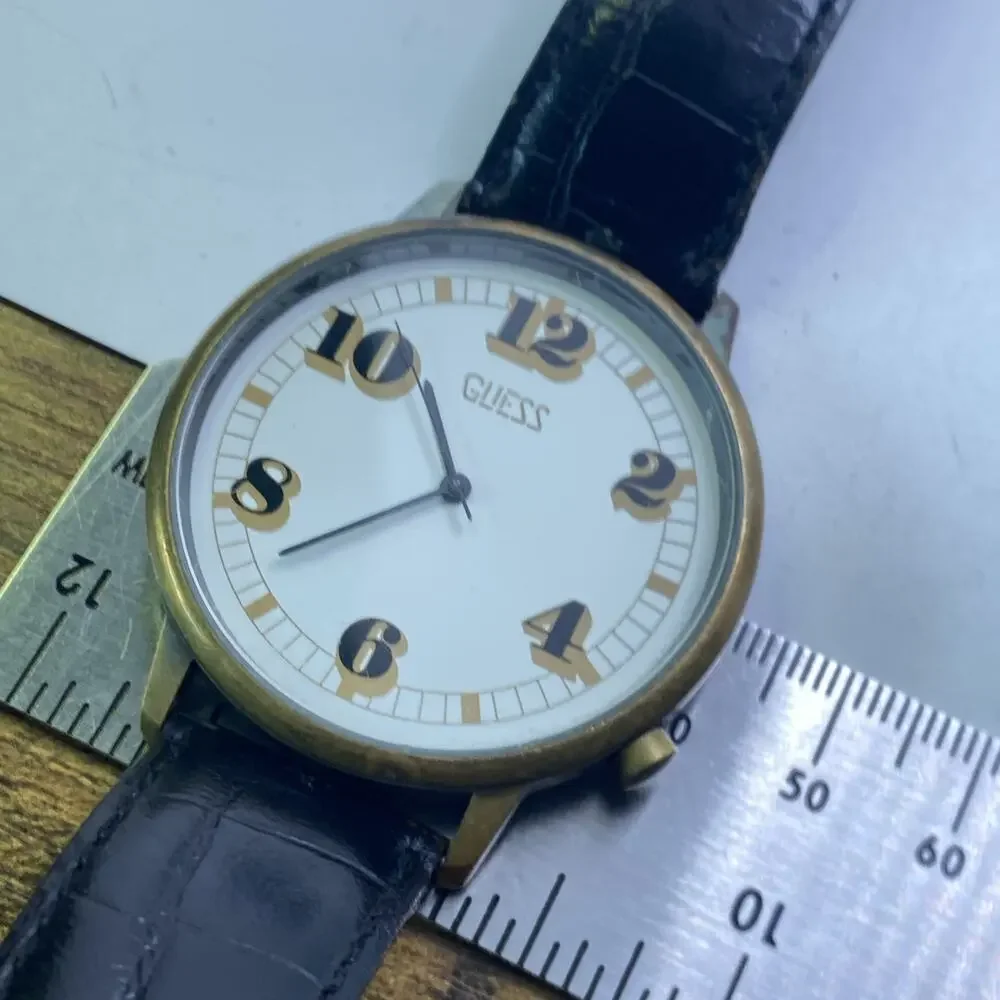 Guess Womens Vintage Black Leather Watch 1989 New Battery Works